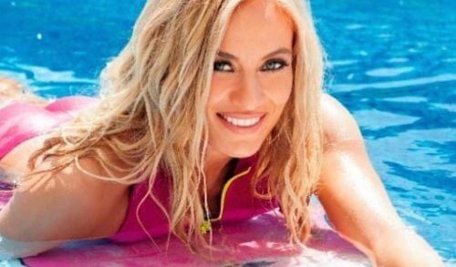 Ελεονόρα Μελέτη: Δείτε την κόρη της στην παραλία! (φωτο)