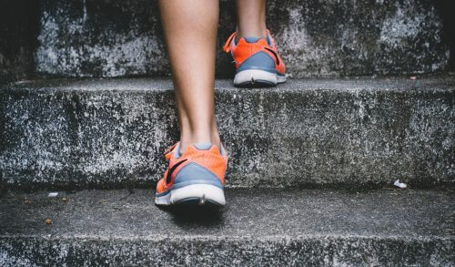 Jogging: 6+1 συμβουλές πριν ξεκινήσετε τρέξιμο για να χάσετε τα κιλά της εγκυμοσύνης!