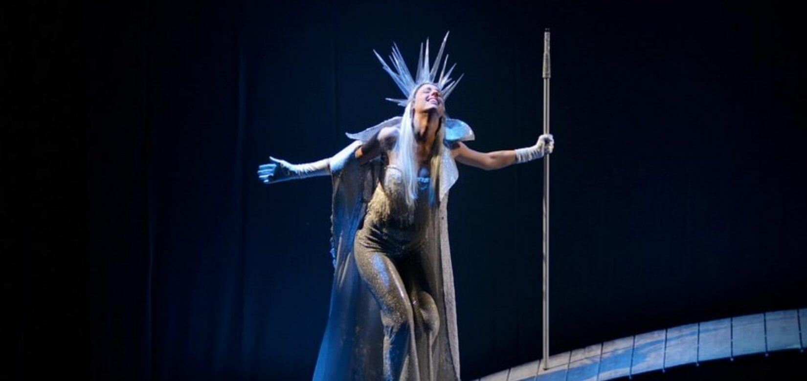 Η παράσταση «Η Βασίλισσα του Χιονιού» του Θοδωρή Αμπαζή διαθέσιμη, online
