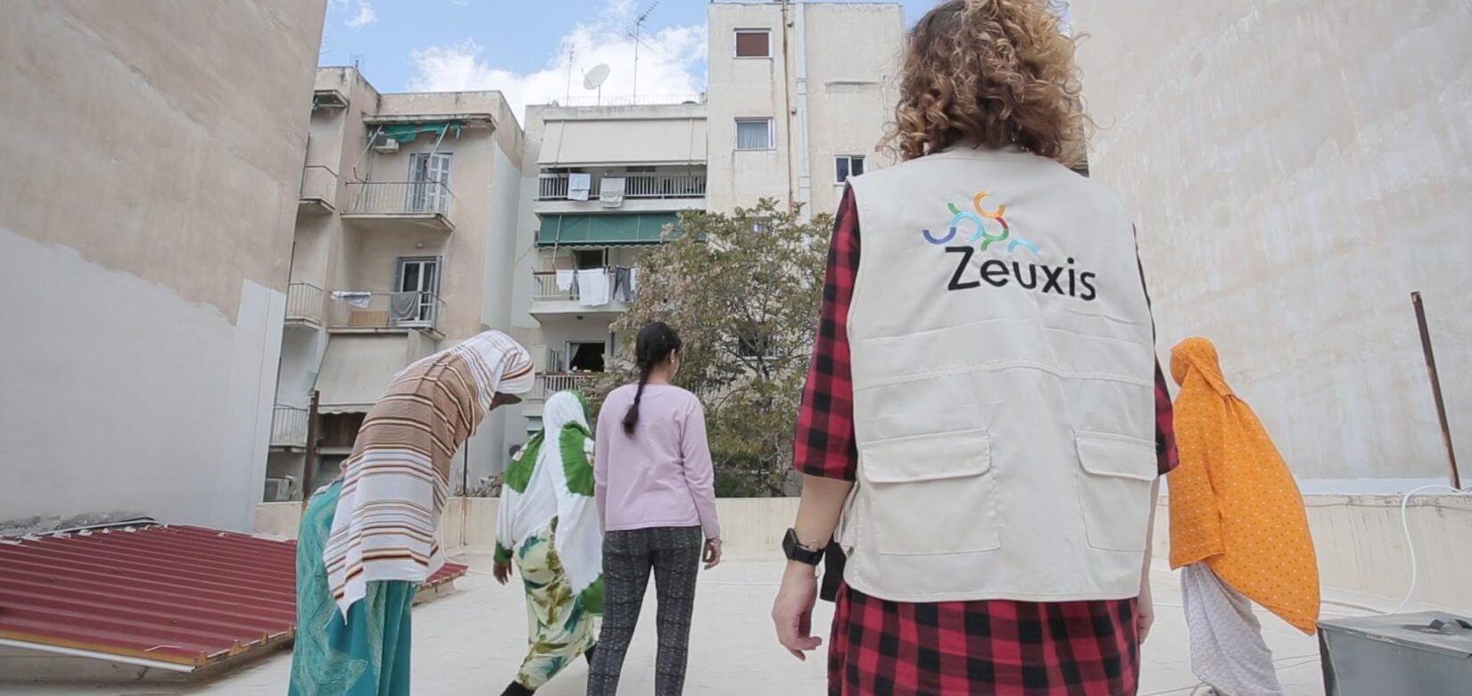 Τα κορίτσια του ξενώνα της ΜΚΟ Zeuxis "έμειναν σπίτι" με δημιουργικές δραστηριότητες & κανόνες υγιεινής