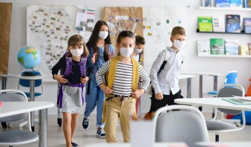 Τα παιδιά στη Γερμανία θα φορούν μάσκα στα σχολεία μέχρι το 2022;