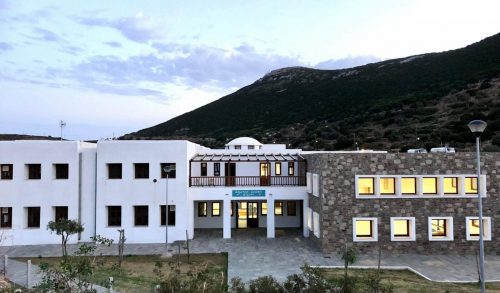 Υπέροχα νέα: Αναβαθμίζεται δημοτικό σχολείο στη Σίφνο με δωρεά από το Ίδρυμα Ευγενίδη
