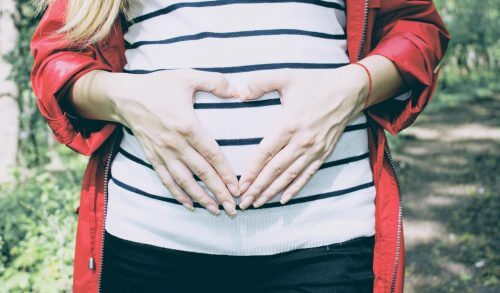 6 πρώτα σημάδια που δείχνουν ότι είστε έγκυος, πριν από ένα θετικό τεστ