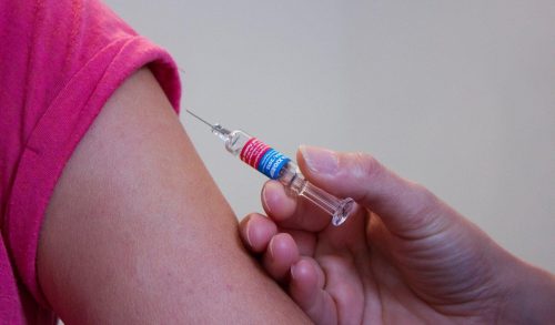 Γιατί τα παιδιά δεν θα εμβολιαστούν κατά του κορονοϊού