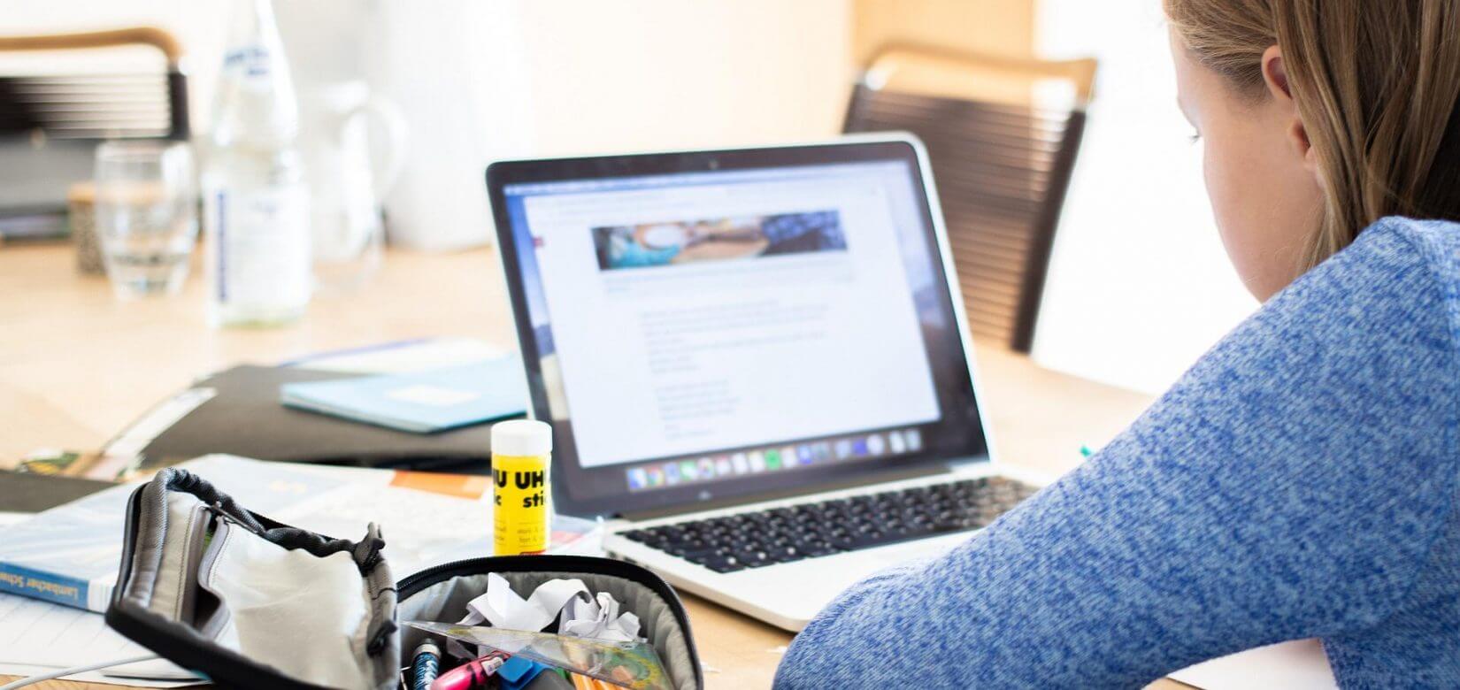 Πώς θα βαθμολογηθούν οι μαθητές σε Γυμνάσια και Λύκεια κατά την τηλεκπαίδευση