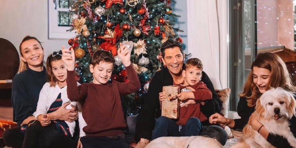 Κάτια Ζυγούλη - Σάκης Ρουβάς: Η... επίπληξη σε κυρία που φωτογράφιζε τα παιδιά τους