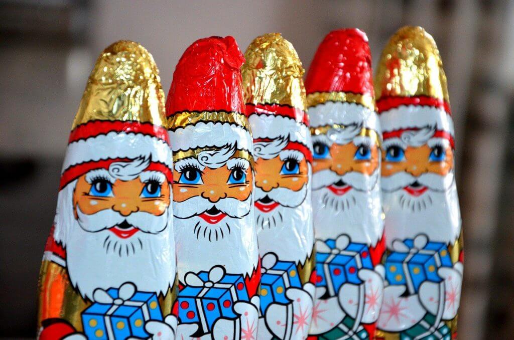 Πίσω από τις «ματωμένες» σοκολάτες των Χριστουγέννων κρύβεται η ανήλικη εργασία