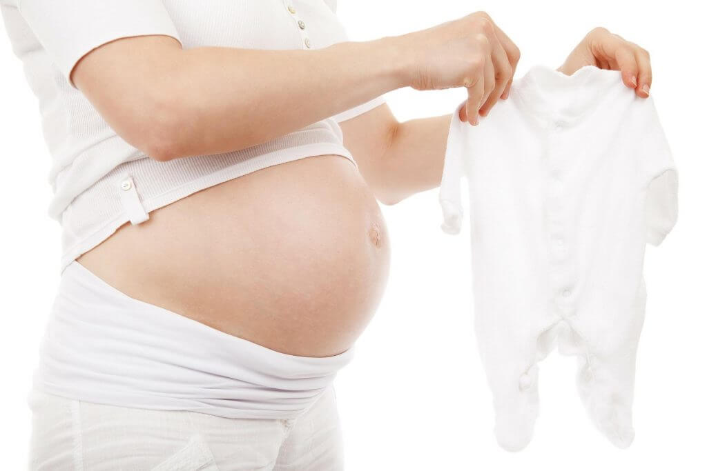 Ο κορονοϊός αυξάνει τον κίνδυνο θανάτου της εγκύου, αλλά όχι των μωρών