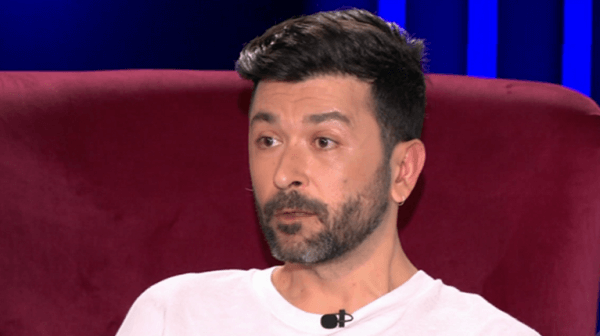 &Omicron; &Beta;&alpha;&sigma;ί&lambda;&eta;&sigmaf; &delta;&epsilon;&nu; &phi;&omicron;&beta;ά&tau;&alpha;&iota; &pi;&iota;&alpha; &tau;&omicron;&nu; &pi;&alpha;&iota;&delta;&epsilon;&rho;&alpha;&sigma;&tau;ή &tau;&omicron;&upsilon; - &Epsilon;&xi;&omicron;&mu;&omicron;&lambda;&omicron;&gamma;ή&theta;&eta;&kappa;&epsilon; ό&sigma;&alpha; &upsilon;&pi;έ&sigma;&tau;&eta; &alpha;&pi;ό &gamma;&nu;&omega;&sigma;&tau;ό &eta;&theta;&omicron;&pi;&omicron;&iota;ό &kappa;&alpha;&iota; &sigma;&kappa;&eta;&nu;&omicron;&theta;έ&tau;&eta;