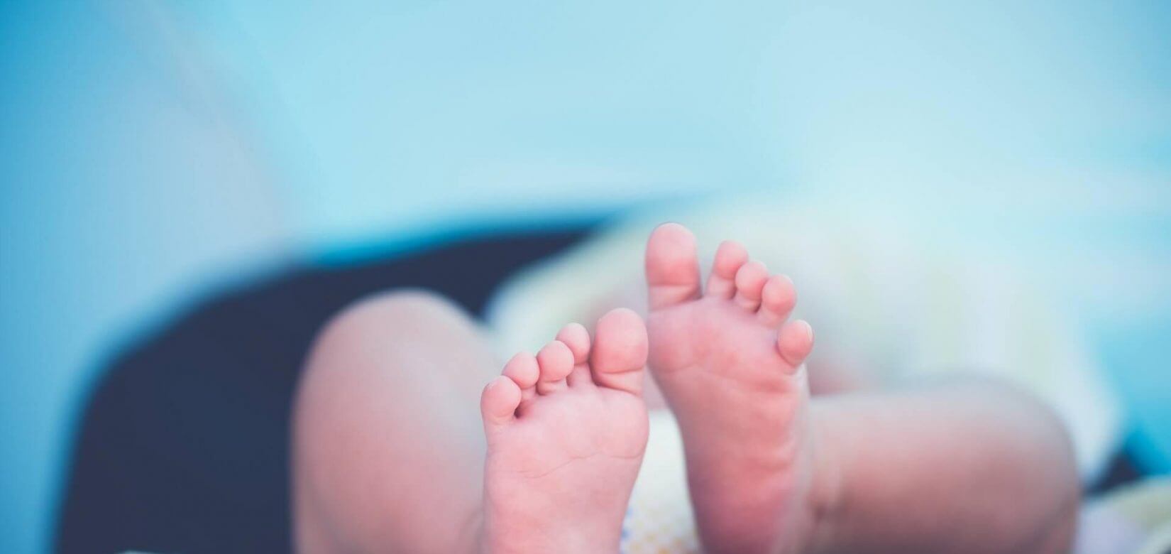 Μωράκι 2,5 μηνών σε σοβαρή κατάσταση λόγω κορονoϊού