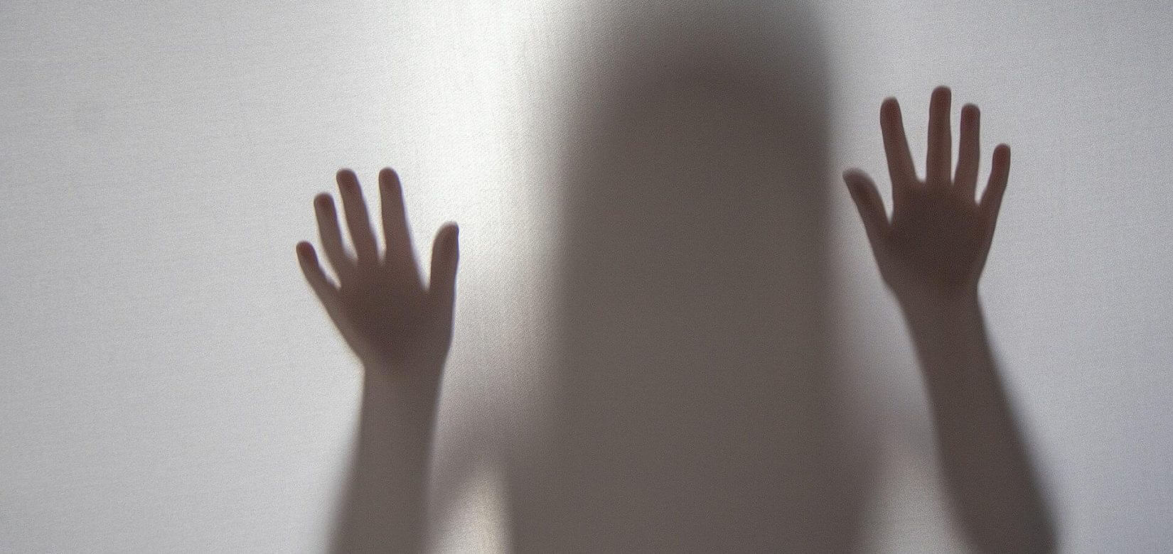 Αδιανόητο! Δικαστής απαγόρευσε την έκτρωση σε 10χρονη που έπεσε θύμα βιασμού