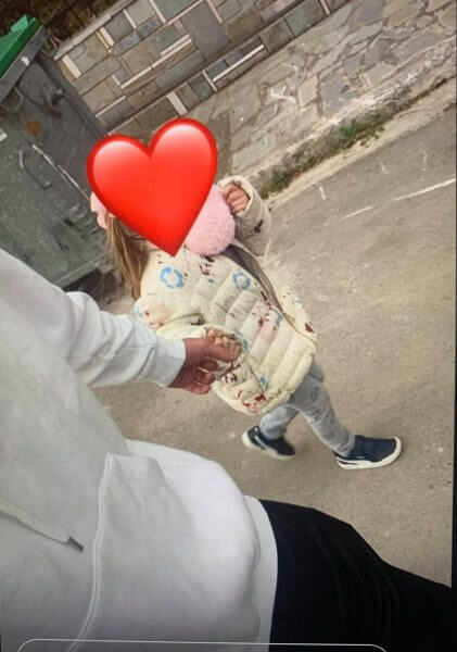 Ο Άγγελος Λάτσιος έβγαλε βόλτα τη μικρή του αδελφή, Μαρίνα - Ευτυχισμένη μαμά η Μενεγάκη!