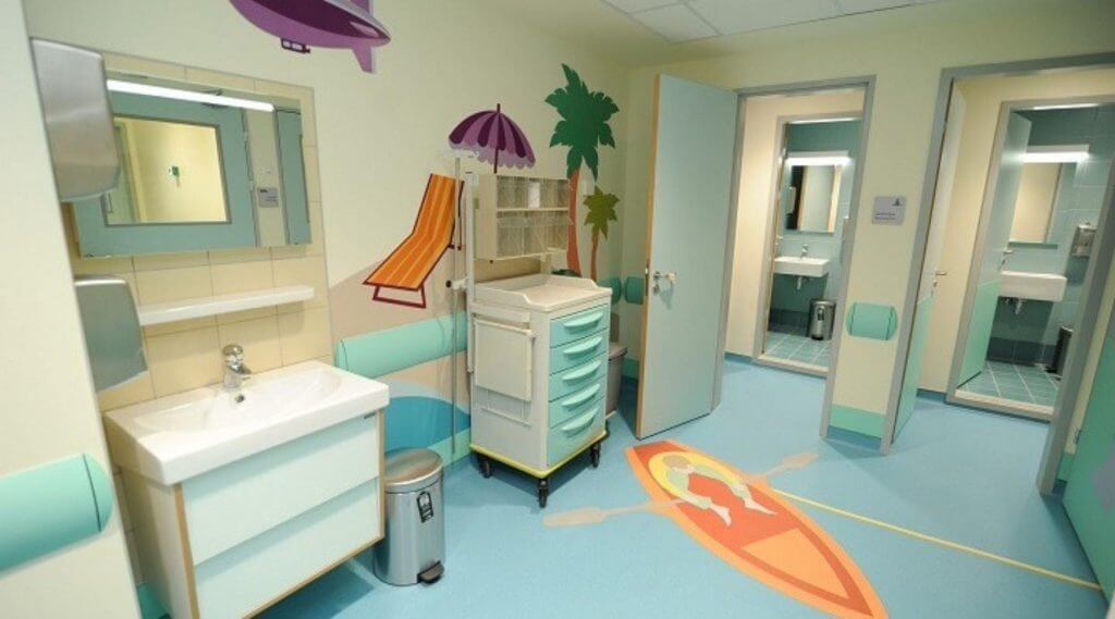 Κολωνάκι: 13χρονη έπεσε από μπαλκόνι 6ου ορόφου