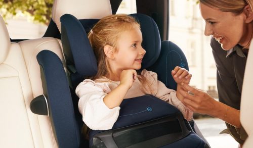 Παιδικό κάθισμα αυτοκινήτου: Οι μισοί γονείς το τοποθετούν λάθος