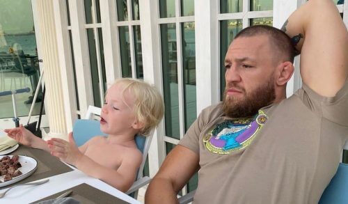 O Conor McGregor προκαλεί ξανά! - Παρότρυνε τον 3χρονο γιο του να χτυπήσει άλλο παιδάκι (video)