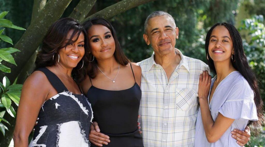 Μισέλ Ομπάμα: Ποια είναι η κακή συνήθεια που απέκτησαν οι κόρες της στο lockdown