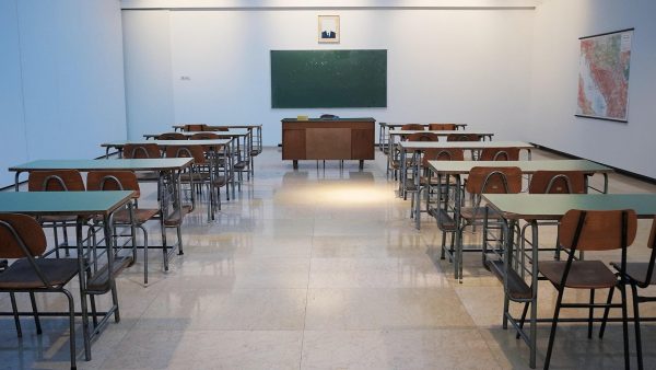 Ό&tau;&alpha;&nu; &eta; &tau;ά&xi;&eta; &gamma;ί&nu;&epsilon;&tau;&alpha;&iota; &laquo;&theta;&epsilon;&rho;&mu;&omicron;&kappa;ή&pi;&iota;&omicron;&raquo; &alpha;&pi;ό &tau;&eta; &zeta;έ&sigma;&tau;&eta;: &Omicron; &alpha;ό&rho;&alpha;&tau;&omicron;&sigmaf; &kappa;ί&nu;&delta;&upsilon;&nu;&omicron;&sigmaf; &gamma;&iota;&alpha; &tau;&omicron;&upsilon;&sigmaf; &mu;&alpha;&theta;&eta;&tau;έ&sigmaf;