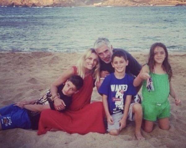 Βάσω Στασινού στο "Μαμά-δες": "Έτσι γνωρίστηκα με τον Αντώνη Νικοπολίδη"