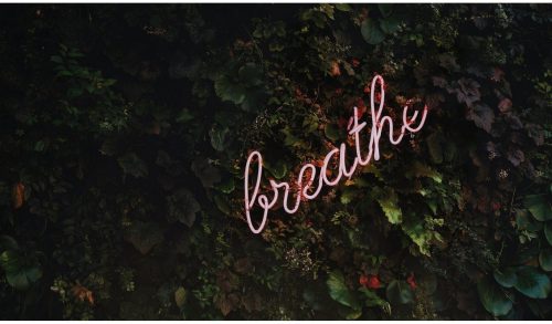 "Διώξετε" το άγχος με 3 απλές ασκήσεις αναπνοής