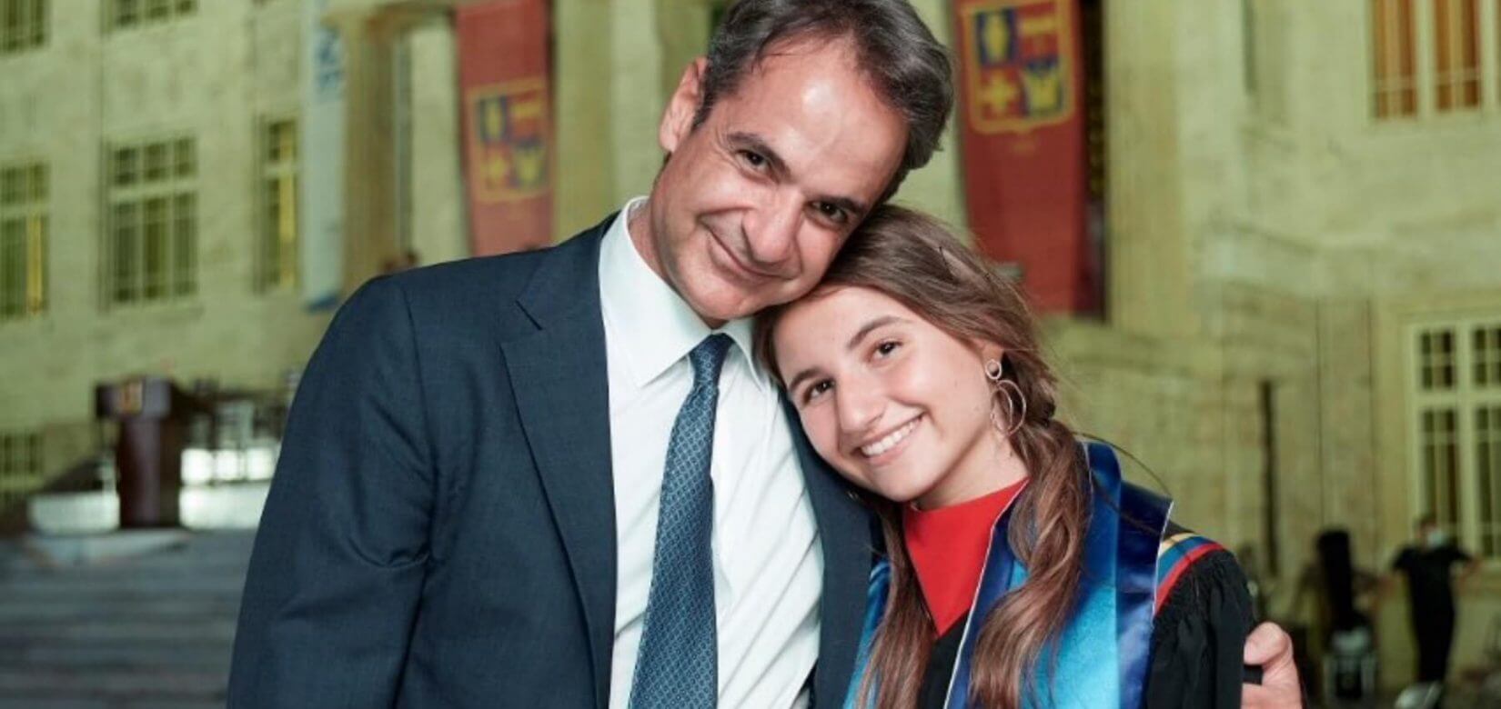 Κυριάκος Μητσοτάκης: Οι ευχές στη μικρή του κόρη Δάφνη που αποφοίτησε από το Κολέγιο Αθηνών