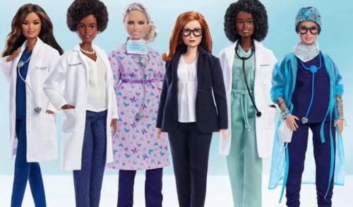 Barbie: Η διασημότερη κούκλα τώρα και ερευνήτρια του κορονοϊού!
