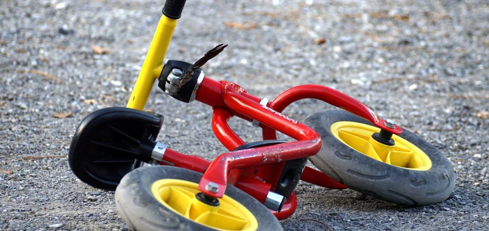 Τραγωδία στην Αταλάντη: Αυτοκίνητο παρέσυρε και σκότωσε 6χρονο παιδί με ποδήλατο