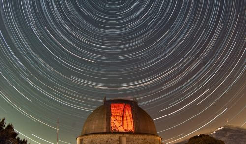 Εθνικό Αστεροσκοπείο: Το Κέντρο Επισκεπτών Πεντέλης ανοίγει τις πύλες του και περιμένει τους μαθητές!