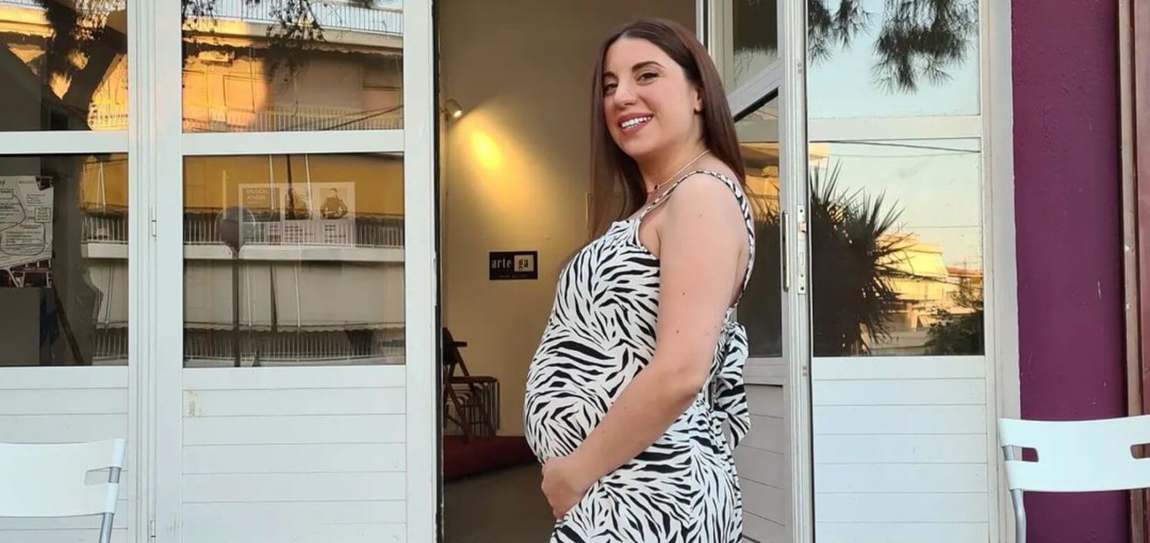Μελίνα Μακρή: Έγκυος η τραγουδίστρια – Πόζαρε με φουσκωμένη κοιλίτσα