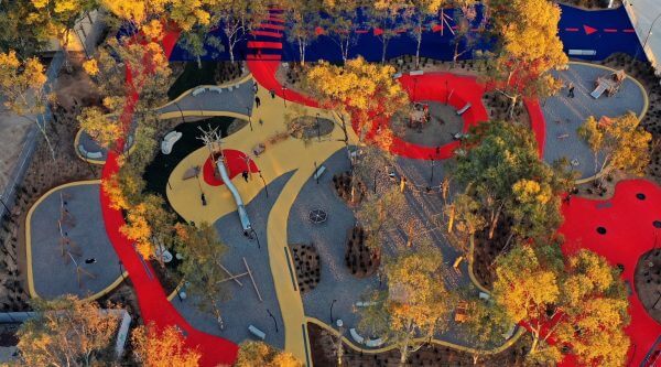 The Ellinikon Experience Park: H &pi;&iota;&omicron; &sigma;&upsilon;&nu;&alpha;&rho;&pi;&alpha;&sigma;&tau;&iota;&kappa;ή &pi;&alpha;&iota;&delta;&iota;&kappa;ή &chi;&alpha;&rho;ά &sigma;&tau;&eta;&nu; &Epsilon;&lambda;&lambda;ά&delta;&alpha; &epsilon;ί&nu;&alpha;&iota; &epsilon;&delta;ώ!