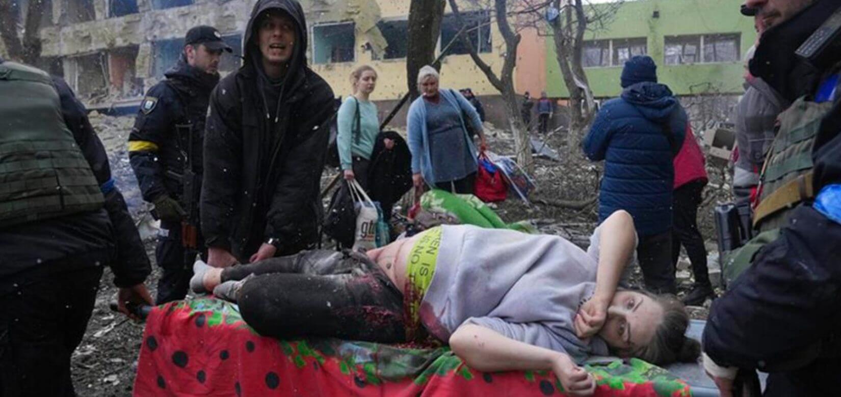 Η φρίκη του πολέμου: Σκοτώθηκε βρέφος από επίθεση σε μαιευτήριο στην Ουκρανία