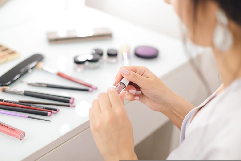 Επιστρέφει το πιο διάσημο bazaar καλλυντικών Estee Lauder, Mac, Clinique, Jo Malone