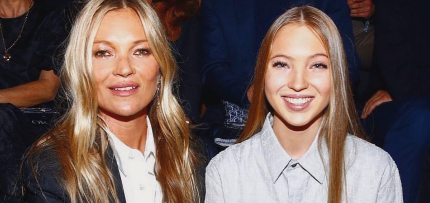 Κέιτ Μος: Η κόρη της Λίλα ακολουθεί τα βήματά της – Πρωταγωνιστεί στη νέα καμπάνια του Calvin Klein