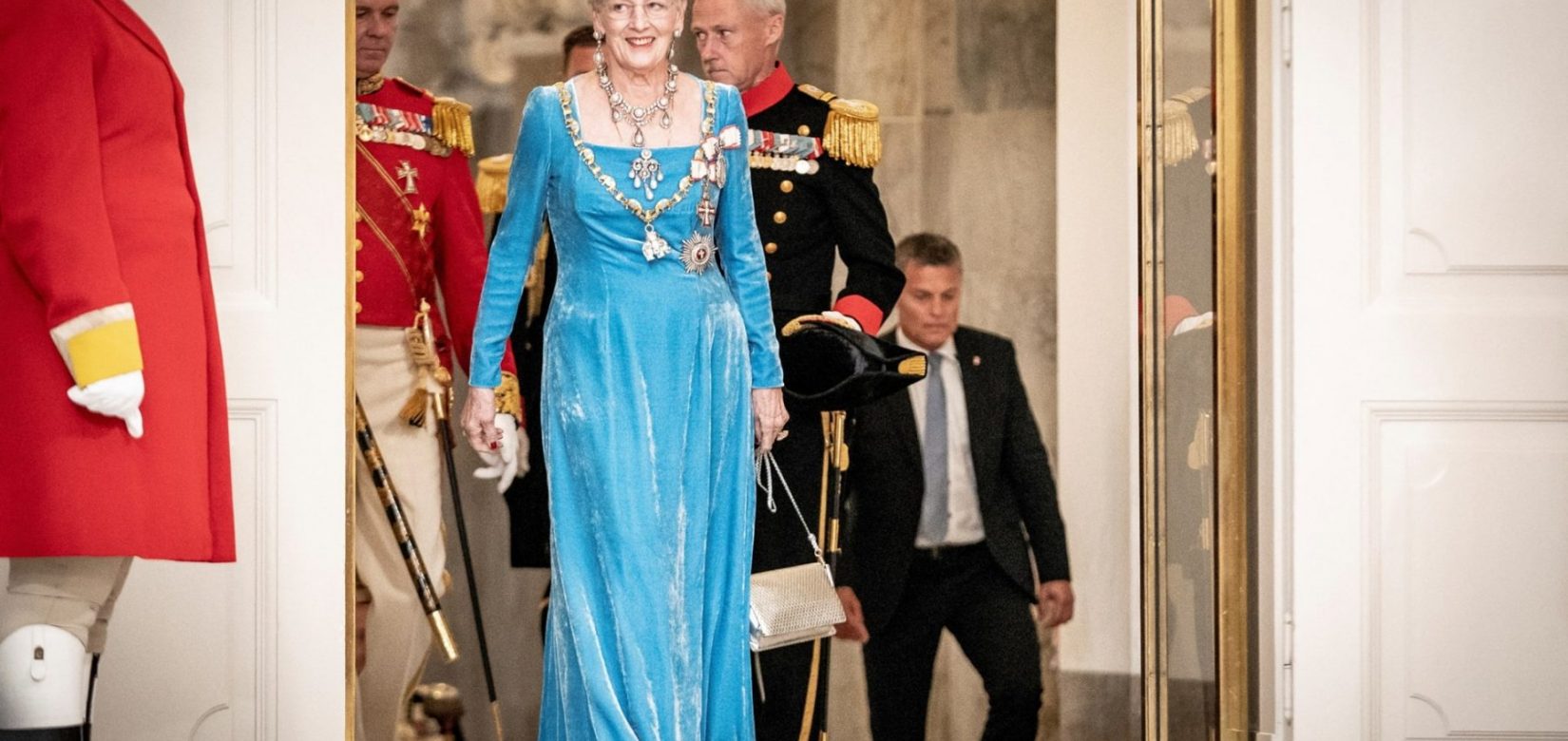Η βασίλισσα Μαργκρέτε της Δανίας αφαιρεί τίτλους από τα εγγόνια της