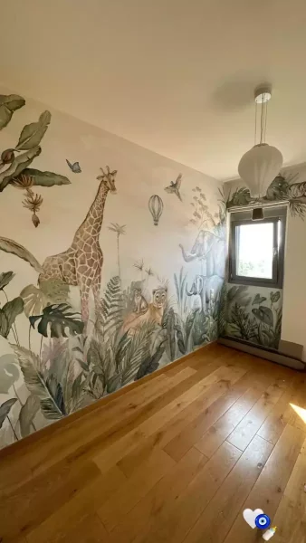 Κωνσταντίνα Σπυροπούλου: Ζωγράφισε μια ζούγκλα στο παιδικό δωμάτιο του γιου της