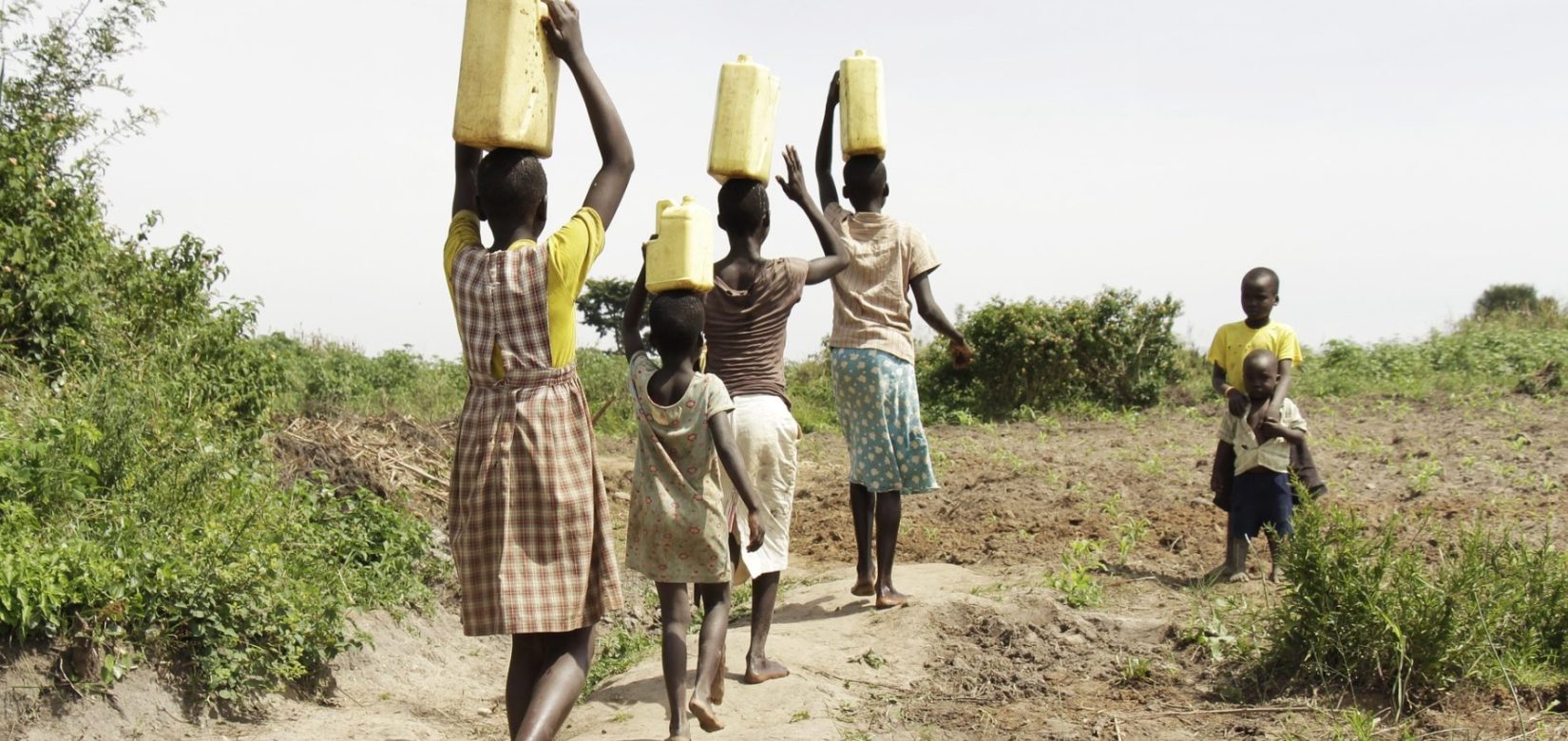 Αδιανόητο! 1.000 παιδιά πεθαίνουν κάθε μέρα σε όλο τον κόσμο επειδή ήπιαν μολυσμένο νερό