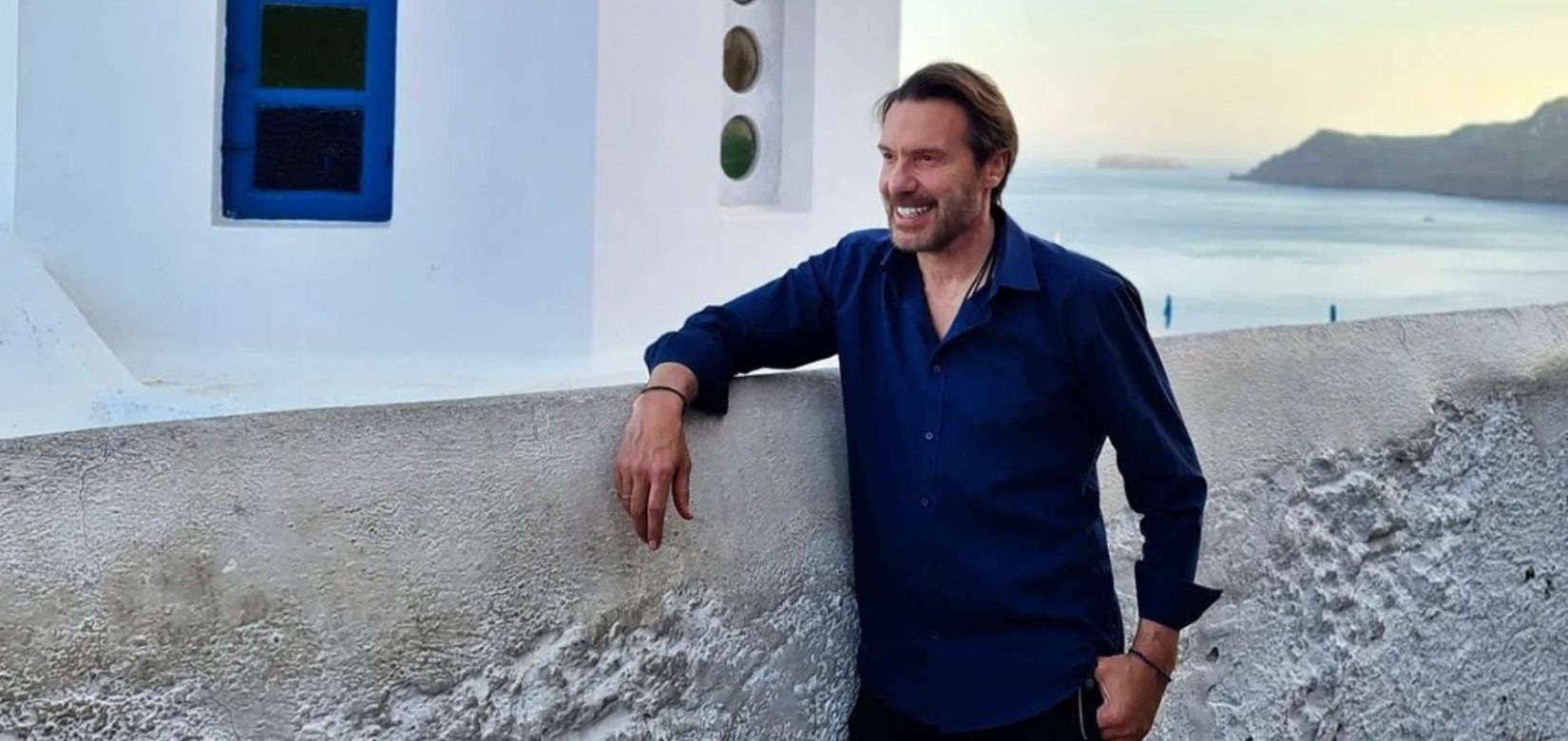 Στράτος Τζώρτζογλου: Επέστρεψε ο γιος του από την Αμερική - Λίγες ομοιότητες, πολλή αγάπη