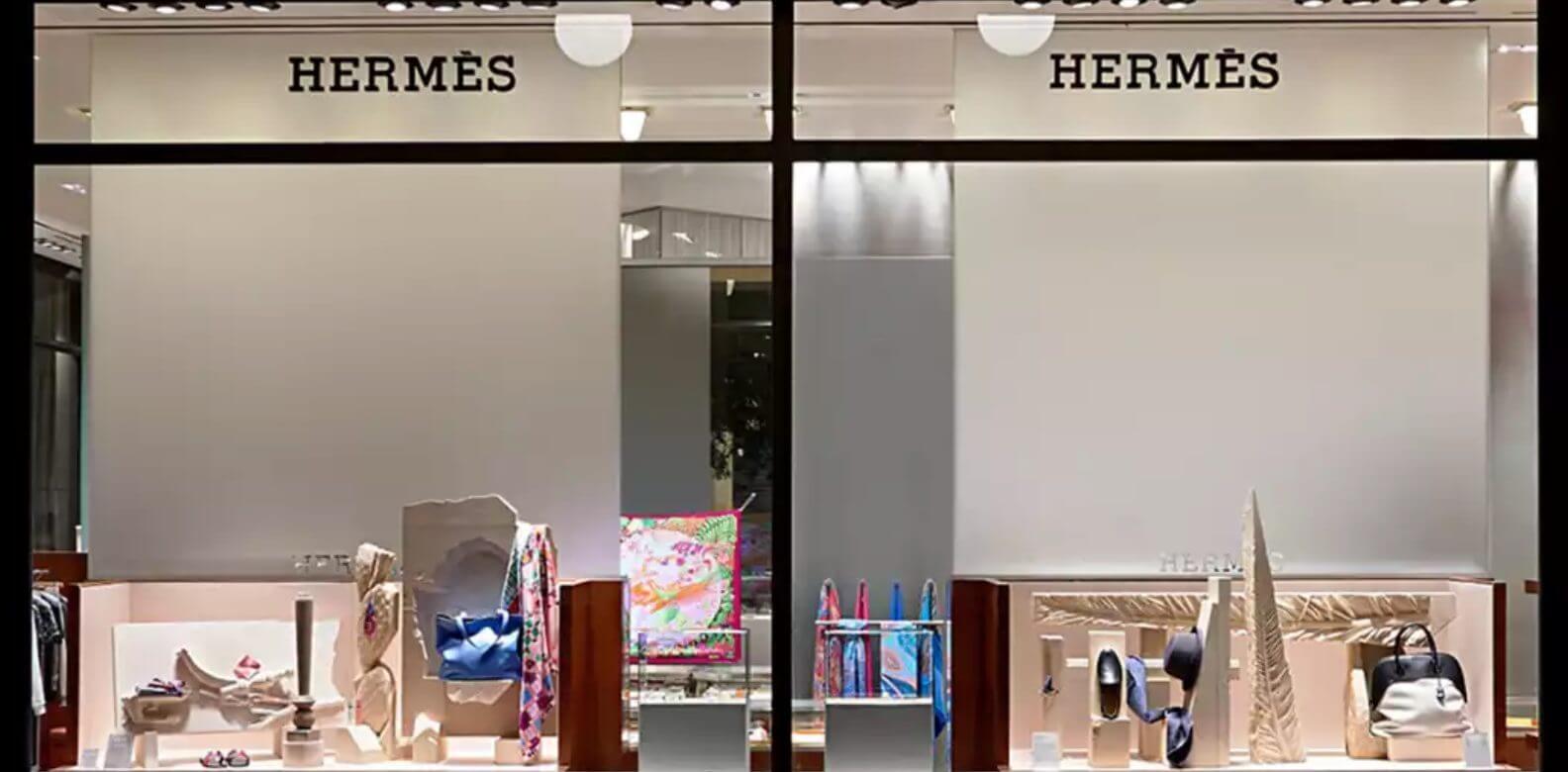 Hermès: Οι χρυσές πωλήσεις στην Ελλάδα και η... σχέση με την Αίγινα