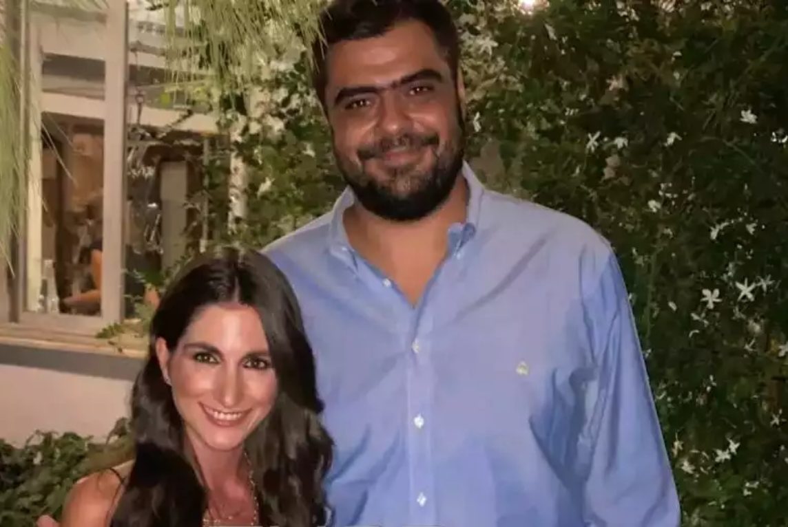 Παύλος Μαρινάκης: Πατέρας για πρώτη φορά ο κυβερνητικός εκπρόσωπος – Γέννησε η σύζυγός του