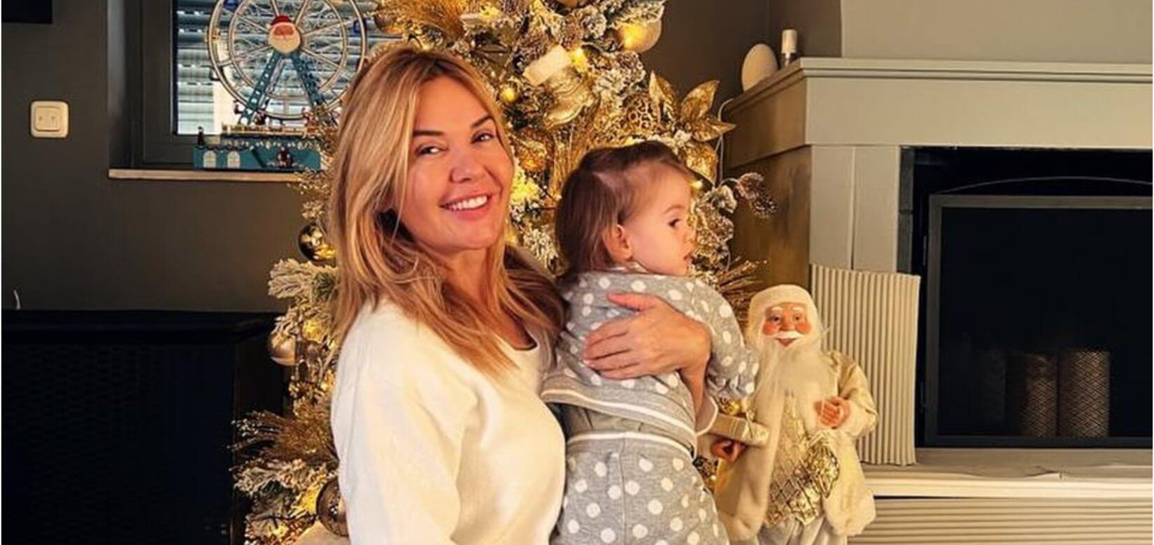 Χριστίνα Παππά:  Γιορτάζει τα πιο όμορφα Χριστούγεννα αγκαλιά με την συνονόματη εγγονή της