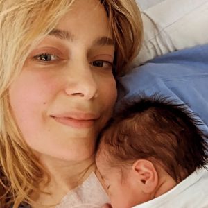 Ντάνη Γιαννακοπούλου: Η νεογέννητη κόρη της την ταλαιπωρεί τις νύχτες - «Και τι πειράζει;»