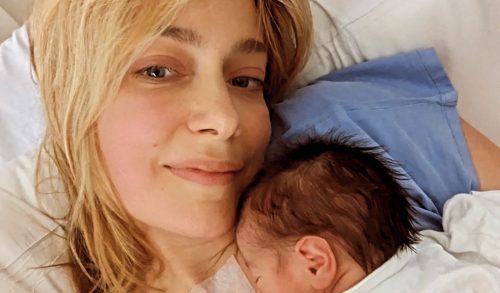 Γέννησε η Ντάνη Γιαννακοπούλου - Η πρώτη φωτογραφία με την κόρη της