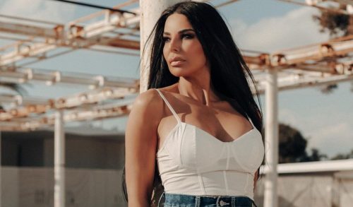 Η Κέλλυ Κελεκίδου σε μια σπάνια οικογενειακή στιγμή με τον γιο της, Ραφαήλ στη Ρουμανία