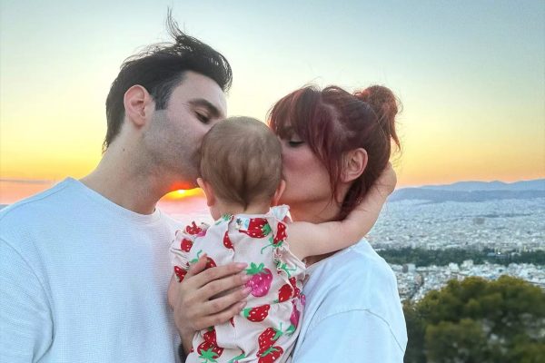 Ί&alpha;&nu; &Sigma;&tau;&rho;&alpha;&tau;ή&sigmaf;: &laquo;&Mu;&epsilon; &tau;&eta; &Mu;&alpha;ί&rho;&eta; &Sigma;&upsilon;&nu;&alpha;&tau;&sigma;ά&kappa;&eta; &delta;&epsilon;&nu; &theta;έ&lambda;&omicron;&upsilon;&mu;&epsilon; &nu;&alpha; &kappa;ά&nu;&omicron;&upsilon;&mu;&epsilon; ά&lambda;&lambda;&omicron; &pi;&alpha;&iota;&delta;ί&raquo;