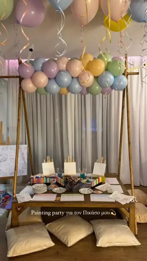 &Tau;&omicron;ύ&nu;&eta; - &Alpha;&lambda;&epsilon;&xi;ά&nu;&delta;&rho;&omicron;&upsilon;: &Tau;&omicron; &pi;ά&rho;&tau;&iota; &upsilon;&pi;&epsilon;&rho;&pi;&alpha;&rho;&alpha;&gamma;&omega;&gamma;ή &gamma;&iota;&alpha; &tau;&alpha; &gamma;&epsilon;&nu;έ&theta;&lambda;&iota;&alpha; &tau;&omicron;&upsilon; &gamma;&iota;&omicron;&upsilon; &tau;&omicron;&upsilon;&sigmaf; &Pi;ά&rho;&eta;... &Pi;&iota;&kappa;ά&sigma;&omicron;