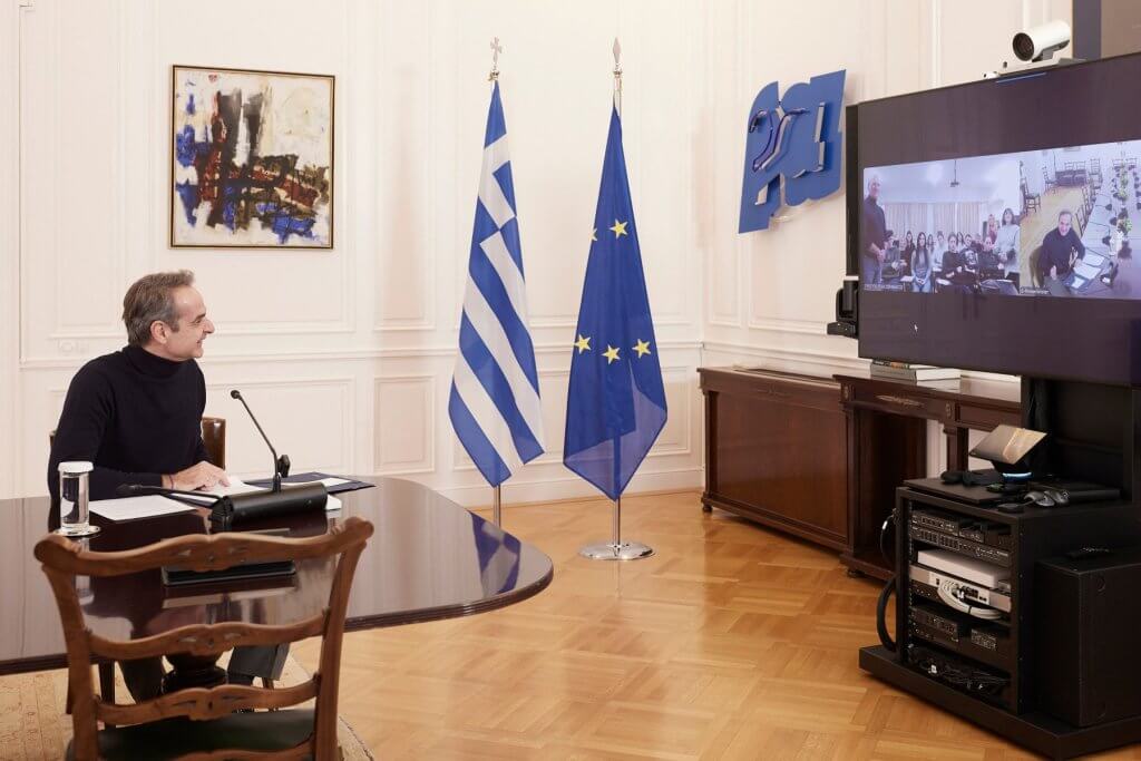 Από το Μαξίμου στο ΕΠΑΛ ο πρωθυπουργός με ζιβάγκο - Οι απαντήσεις στις «καυτές» ερωτήσεις των μαθητών!