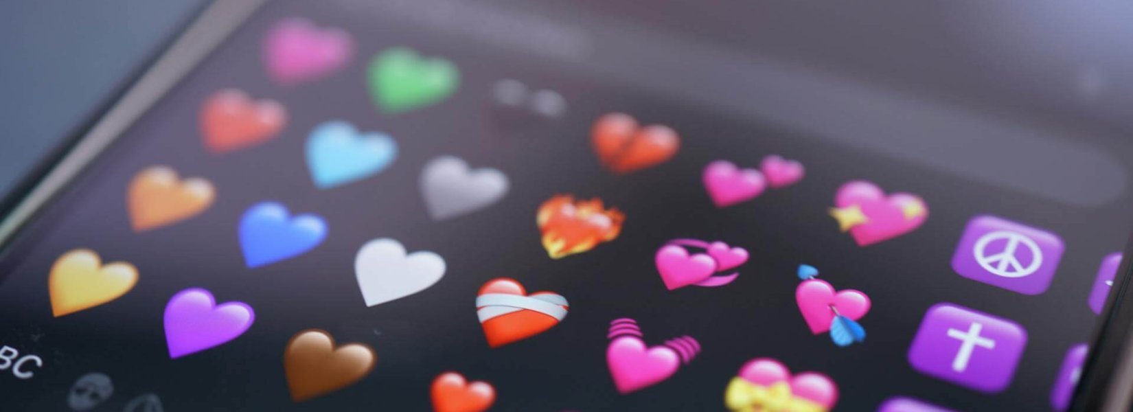 Οι παγίδες των dating apps και πώς να τις αποφύγετε