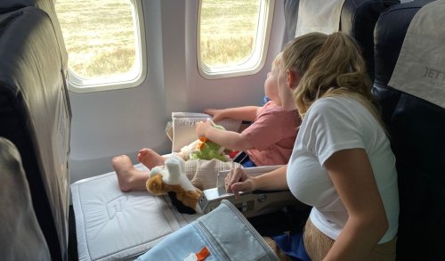 &Kappa;&alpha;&lambda;ά &nu;έ&alpha; &gamma;&iota;&alpha; &tau;&omicron;&upsilon;&sigmaf; &gamma;&omicron;&nu;&epsilon;ί&sigmaf;: &Eta; Ryanair &alpha;&lambda;&lambda;ά&zeta;&epsilon;&iota; &tau;&omicron;&upsilon;&sigmaf; &kappa;&alpha;&nu;ό&nu;&epsilon;&sigmaf; &gamma;&iota;&alpha; &tau;&alpha; &pi;&alpha;&iota;&delta;&iota;ά &sigma;&tau;&alpha; &alpha;&epsilon;&rho;&omicron;&pi;&lambda;ά&nu;&alpha;